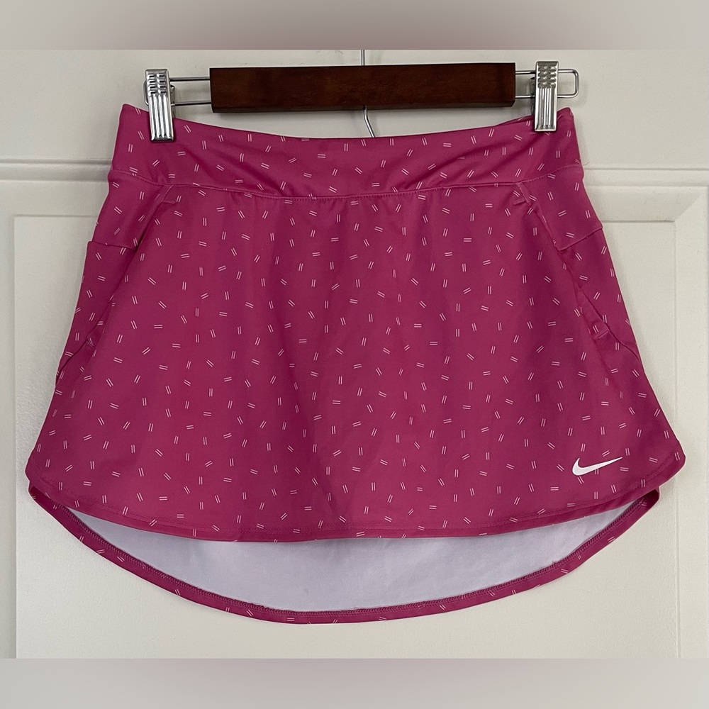 Nike Dri Fit Fuchsia Women’s Skort with Pockets